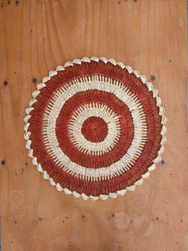 Sousplars de crochê com fibra de buriti